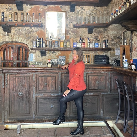 Meet your Posher, Susana - Picture 3 of 4